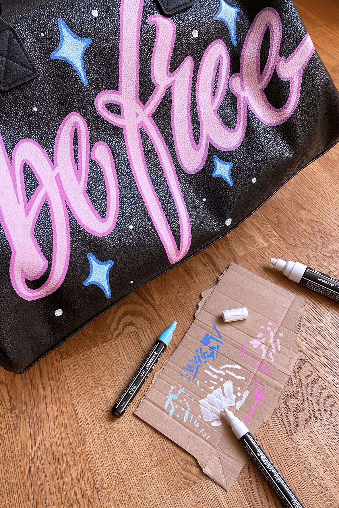 stabilo-free-acrylic-t300-marker-acrilico-punta-rotonda-2-3-mm-confezione-da-5-r image 3