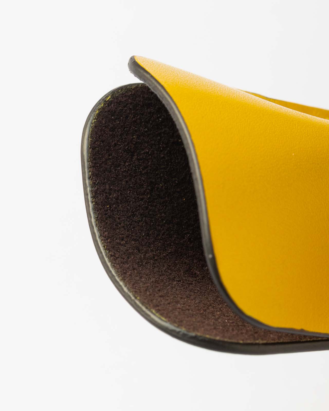 scribo-astuzen-giallo-cannella-pochette-in-pelle-per-stilografiche image 2