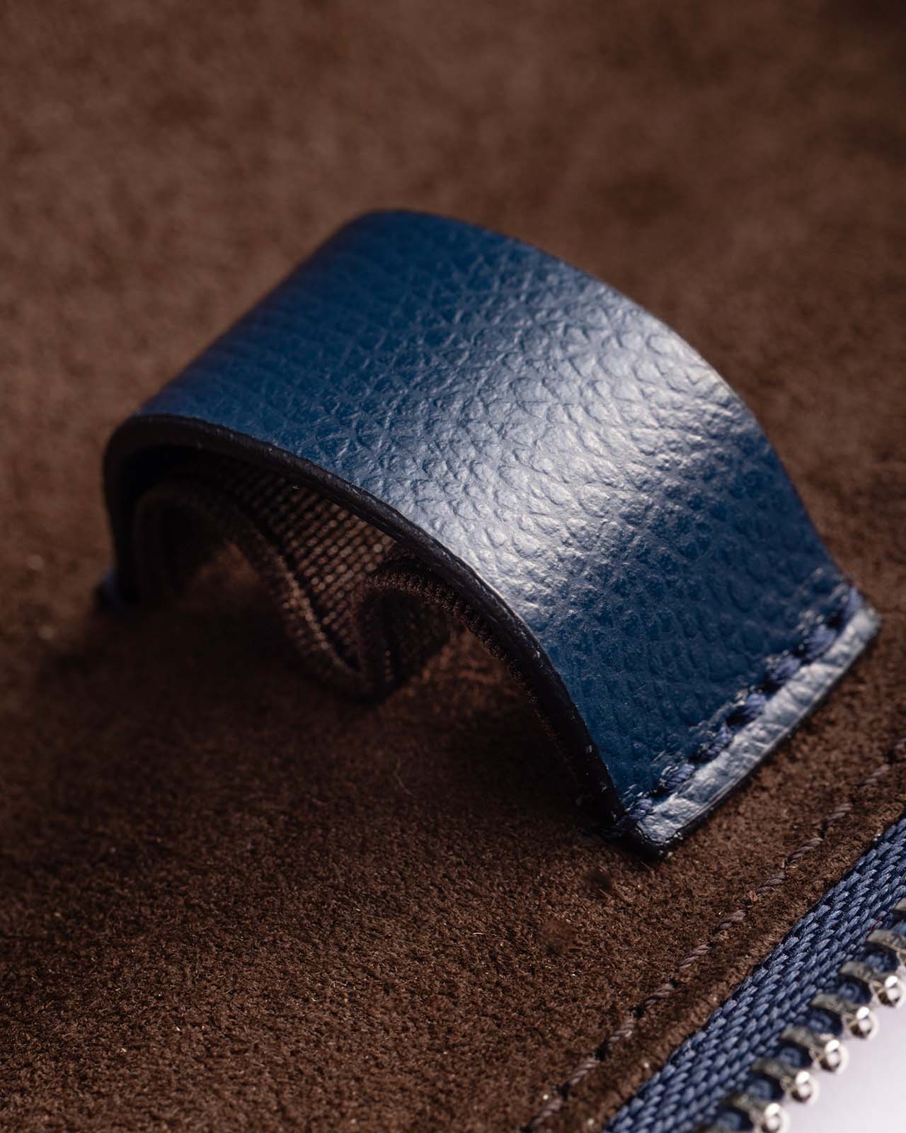 scribo-astoz-blu-notte-astuccio-in-pelle-a-2-posti-con-zip image 2