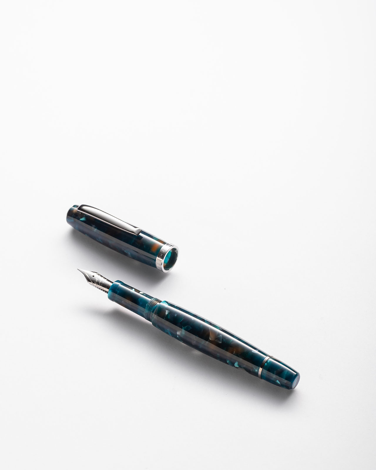scribo-la-dotta-manu-scribere-penna-stilografica image 5
