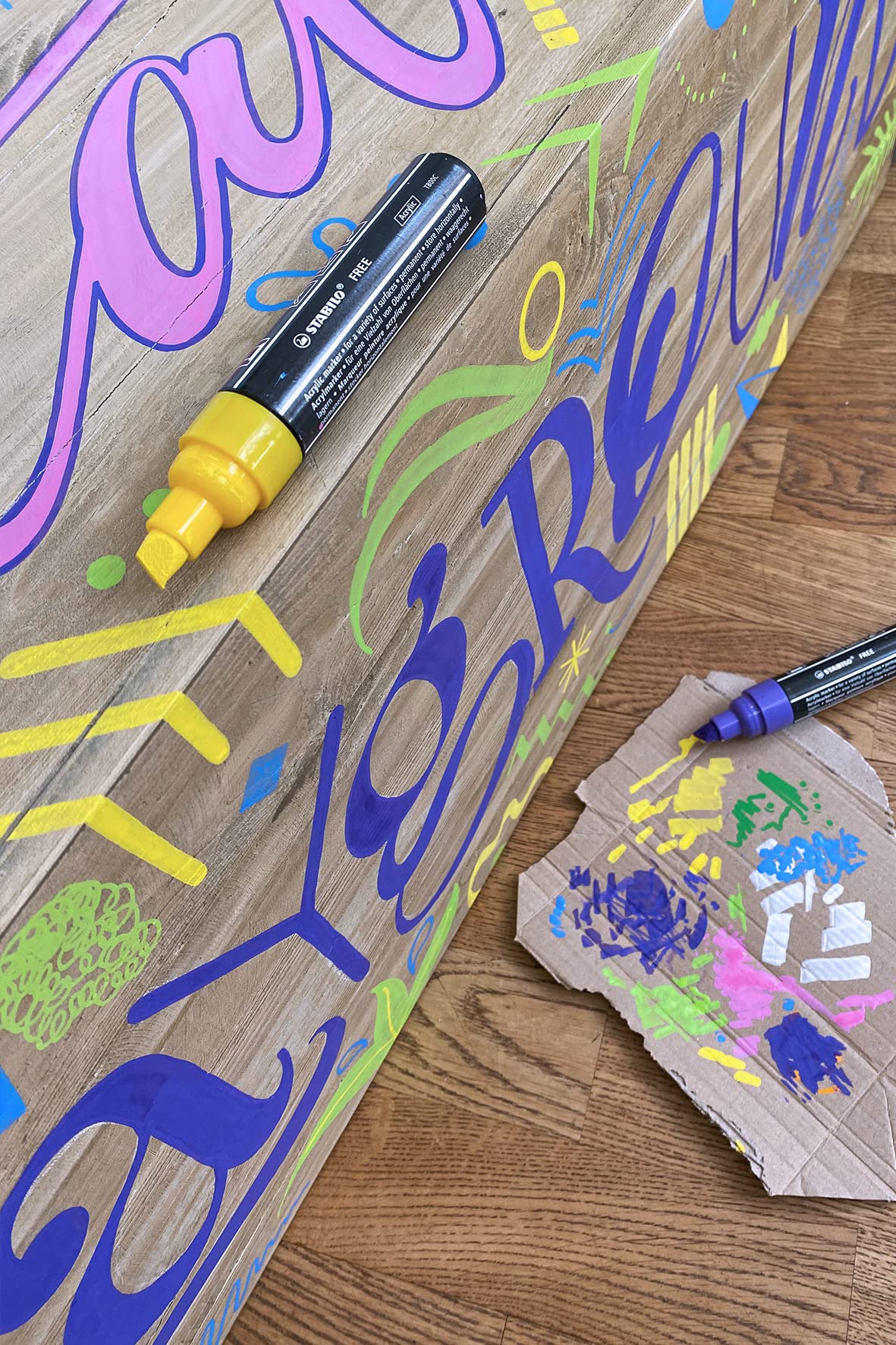 stabilo-free-acrylic-t800c-marker-acrilico-punta-a-scalpello-4-10-mm-confezione- image 3