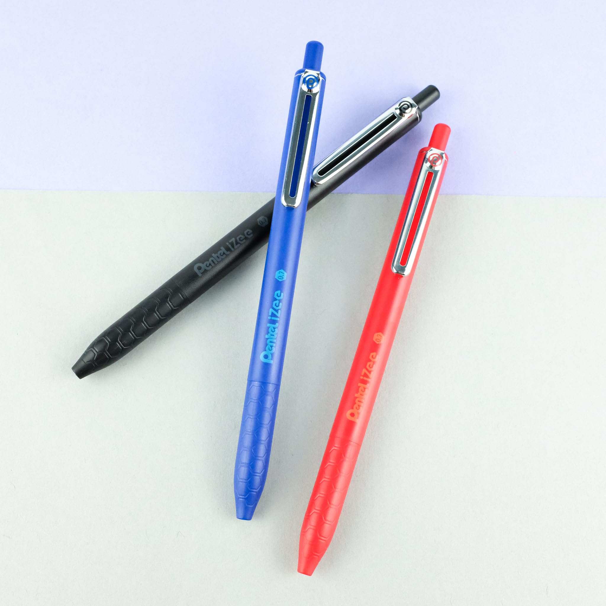 pentel-izee-bx467-penna-a-sfera-a-scatto-0-7-mm-nero-confezione-3-pezzi image 4